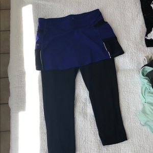 Athleta Royal blue skirt / black cropped pant sz L